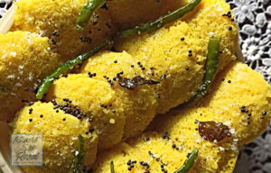 इडली ढोकला कैसे बनाएं | How to make Idli Dhokla