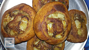 सूजी आलू स्टफ्ड रॉउंडलेस रेसिपी | How to Make Delicious Suji Aloo Stuffed Roundles