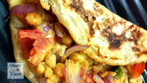 छोले कुलचे रेसिपी | How to Make Delicious Chole Kulche at home