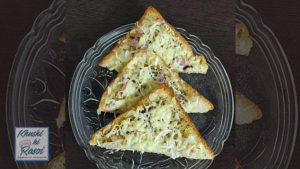 अनियन चीज़ टोस्ट रेसिपी | How to Make Delicious Cheesy Onion Toast
