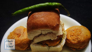 वड़ा पाव रेसिपी | How to Easy and Yummy Mumbai Style Vada Pav